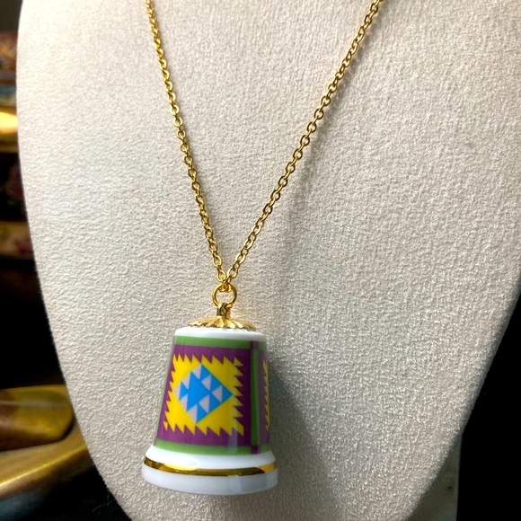 THIMBLE Necklace-GEROLD PORZELLAN TCC PATCHWORK QUILT '86 24K GOLD "SAWTOOTH" - Picture 2 of 4